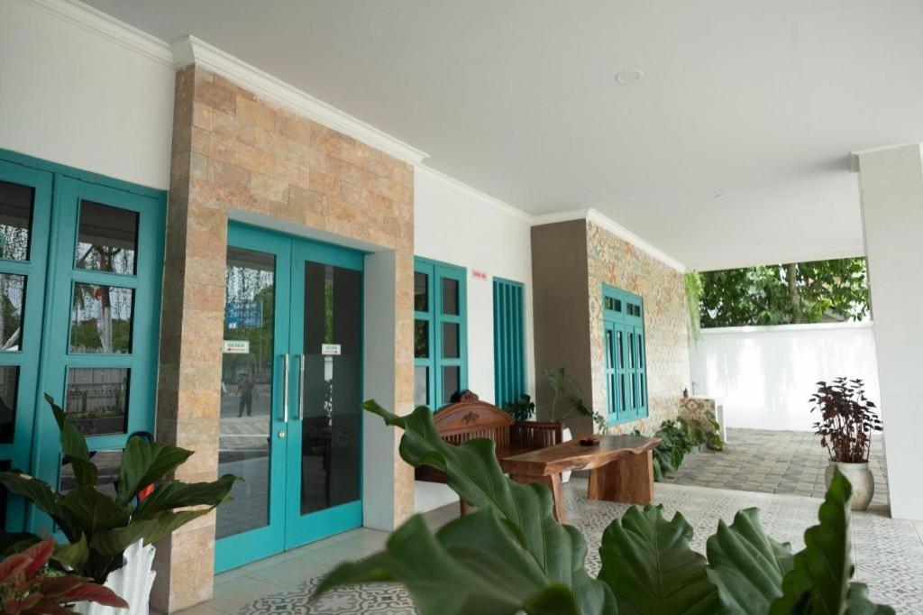 The Premiere Siti Hotel Jember Exterior photo